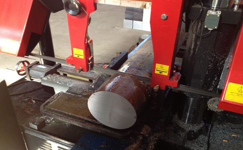 金牛卧式带锯床加工时出现明显振荡如何排查？